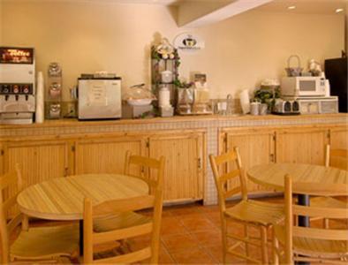 Super 8 By Wyndham Socorro