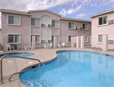 Super 8 By Wyndham 2* Socorro